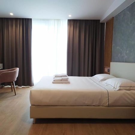 Hotel Byron Lerici Exterior photo