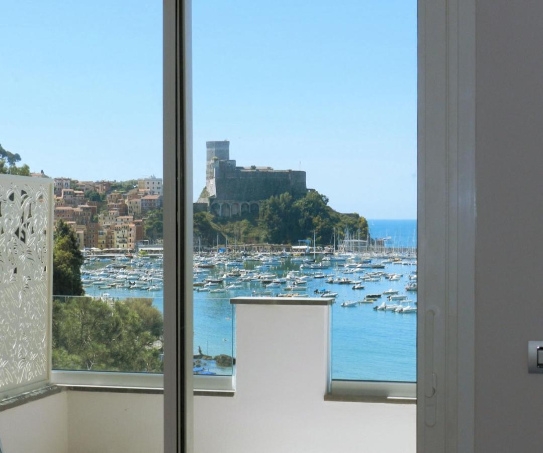 Hotel Byron Lerici Exterior photo